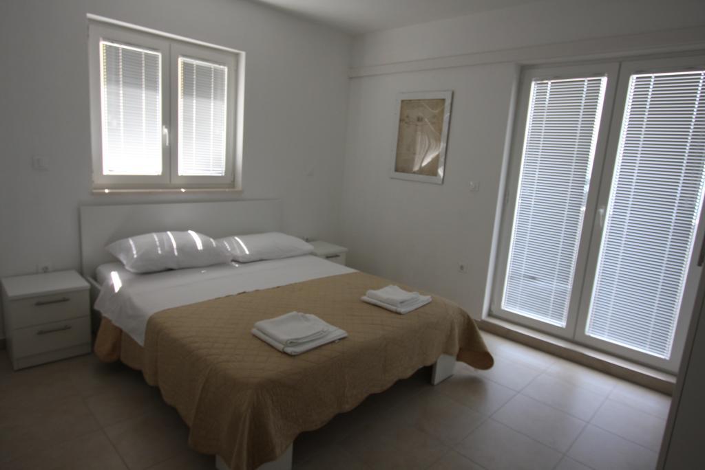 Bay Apartman Mimice
