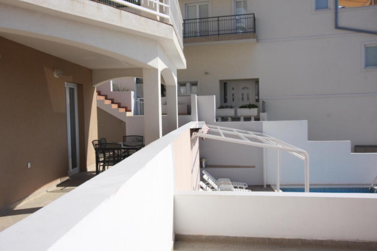 Bay Apartman Mimice